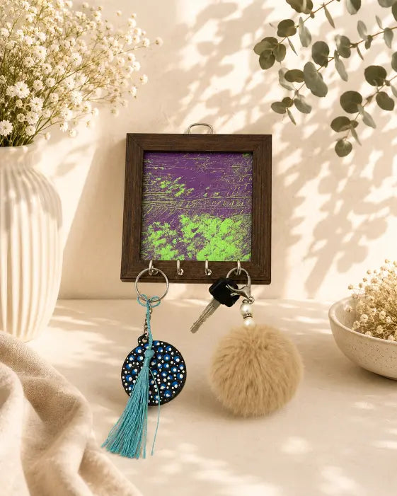 Key Holder -Artwork